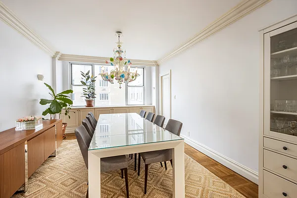 Sold by Compass | media 4