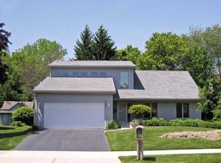 5301 Bear Lake Dr, East Lansing, MI