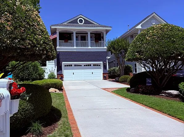 209 60th St #A, Virginia Beach, VA 23451