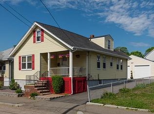 12 Dartmouth St, Quincy, MA 02169