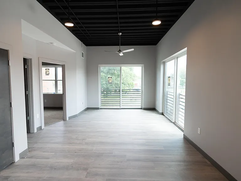 576 E 3rd #320 — Photo 3