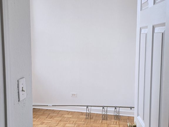 5th image of 2613 W Evergreen Ave APT 3F