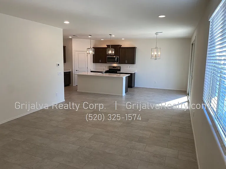 10677 W Harrigan Dr — Photo 3