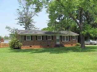 205 Cottage Pl, York, SC 29745