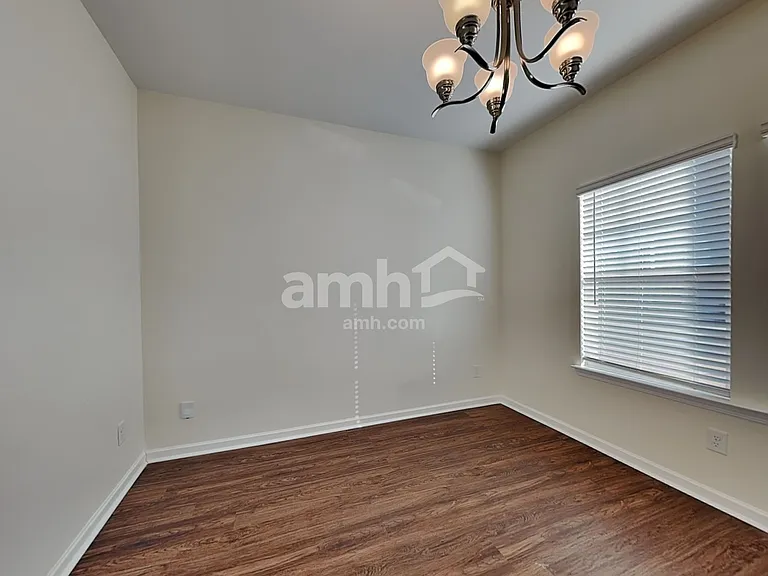 307 Camp Dr — Photo 10