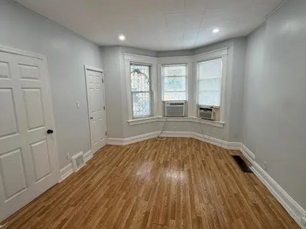 231 Ege Avenue image 1 of 10