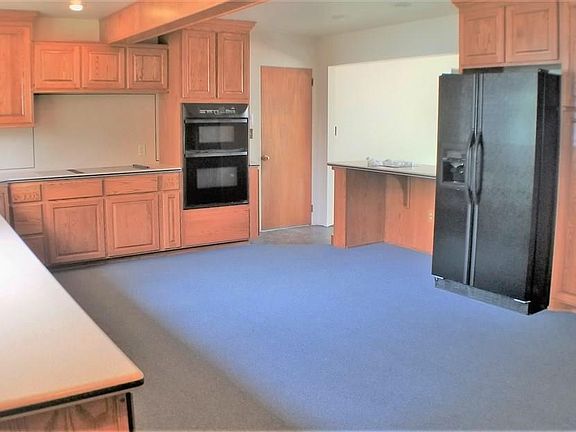 4th image of 1409 Pulliam Ave