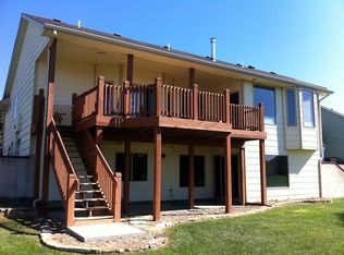 3325 N Lakecrest Cir, Wichita, KS 67205