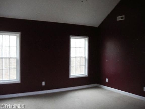 4th image of 416 Mallard Creek Dr