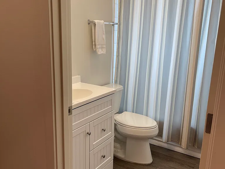 602 4th St #2C — Photo 8