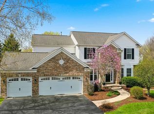 6 Reedsworth Ct, Algonquin, IL 60102
