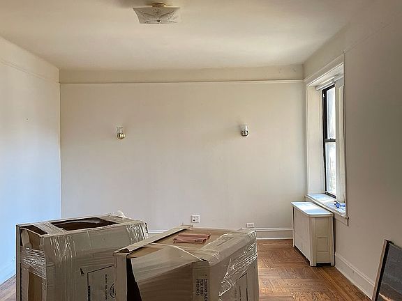 2nd image of 59-18 Woodside Ave #2P