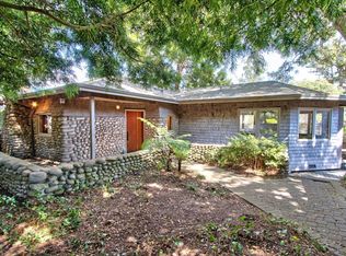 211 Locust St, Pacific Grove, CA 93950