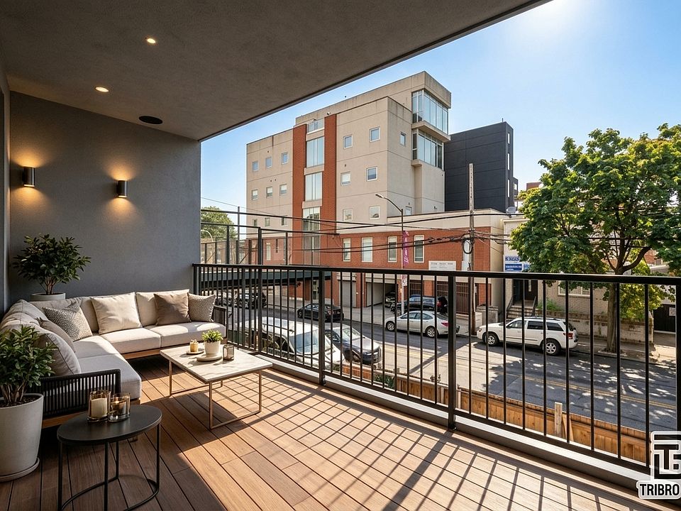 1st image of 3092 Farragut Rd #3F