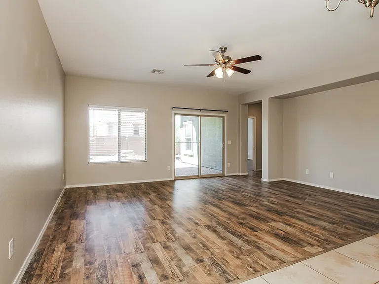 23851 W Gibson Ln — Photo 3