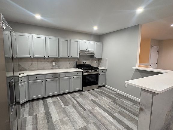 5th image of 178 Beach 98 St #3