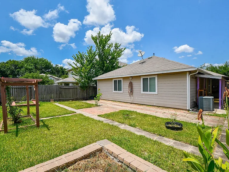 1151 Crestmont Place Loop — Photo 28
