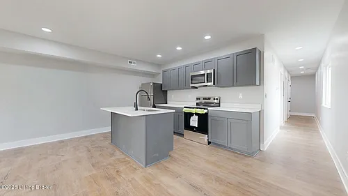 116 Bauer Ave #201 Photo 1