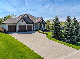 5 Moore Blvd, Brantford, ON N3T 0E2