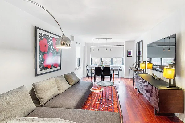 Rented by Level Group | media 49