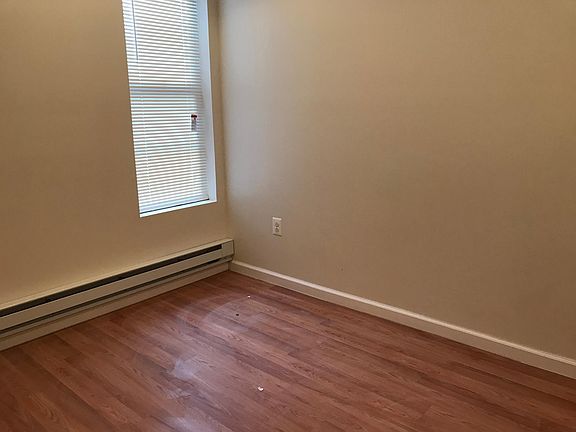 2nd image of 1346 S Corlies St