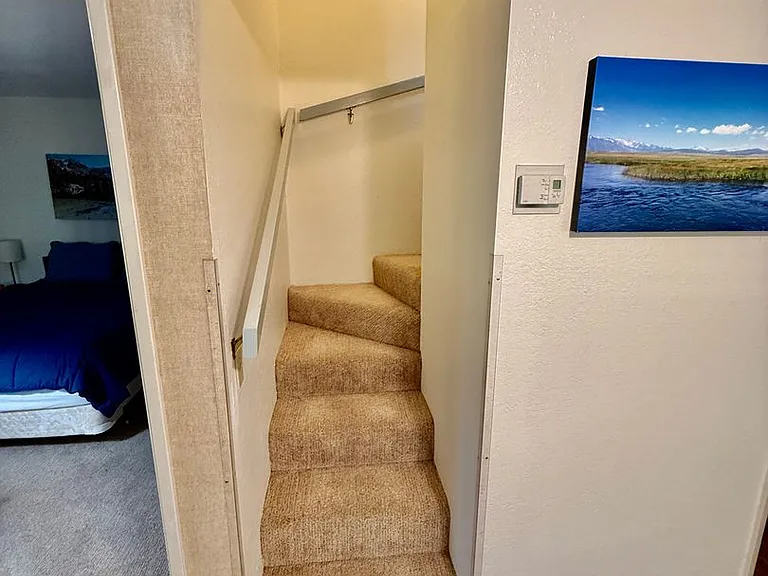 2289 Sierra Nevada Rd — Photo 24