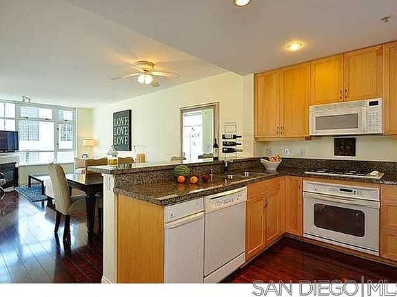 3rd image of 850 Beech St Unit 209