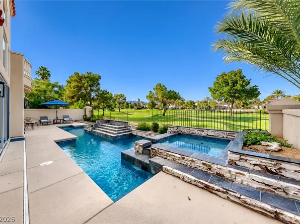 8330 Carmel Ridge Ct, Las Vegas, NV 89113