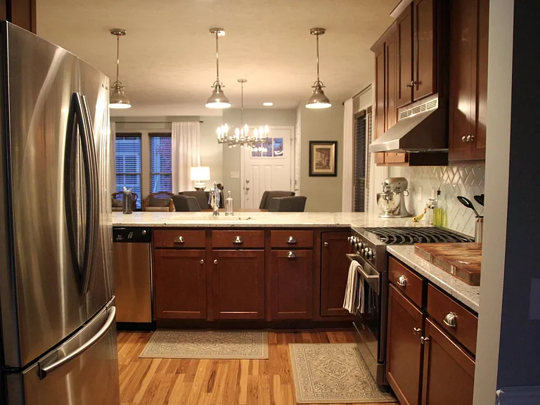 923 Blodgett St SE — Photo 8