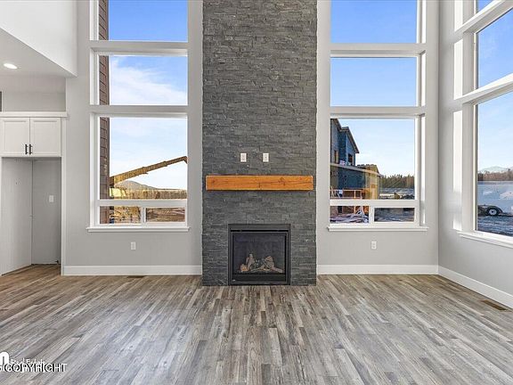 4th image of 2613 S Rainbow View Cir