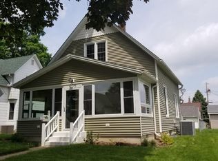 406 E Wheeler St, West Burlington, IA