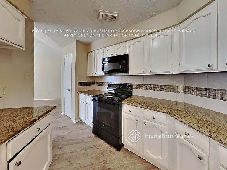 2818 Mayflower Landing Ct — Photo 5