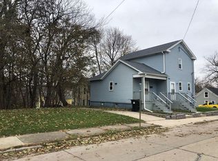 923 Jackson St, Racine, WI 53404