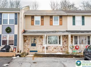 7528 Buttercup Rd, Macungie, PA 18062