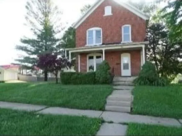 355 N Foley Ave, Freeport, IL 61032