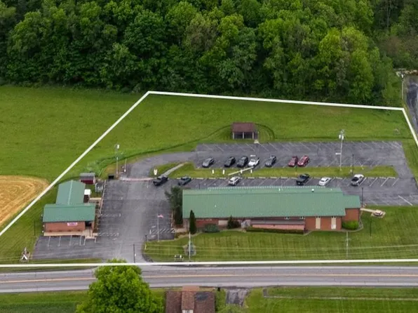 4576 Penns Valley Rd, Spring Mills, PA 16875