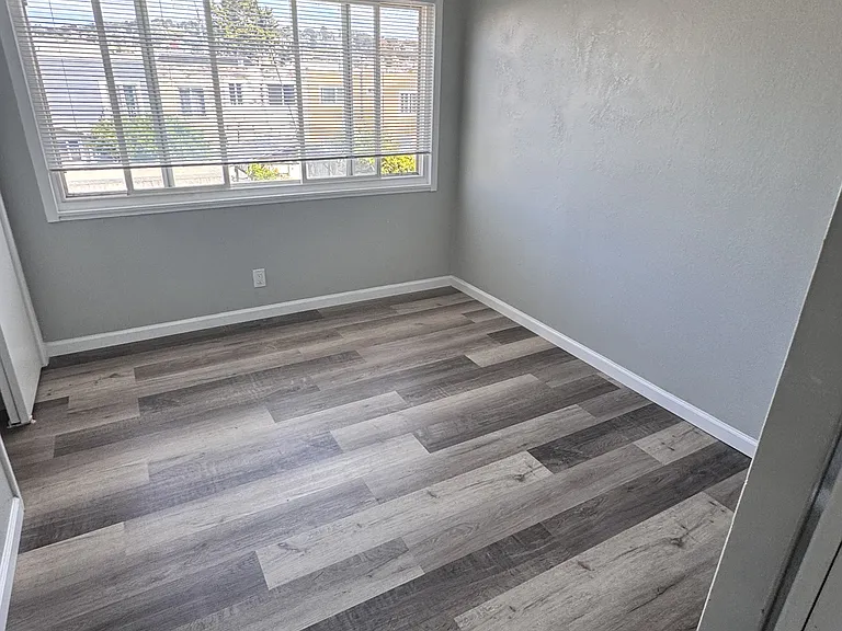 1646 Yosemite Ave #1646 — Photo 7