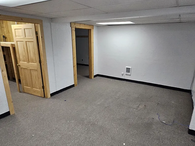 219 E Pine St #105 — Photo 9