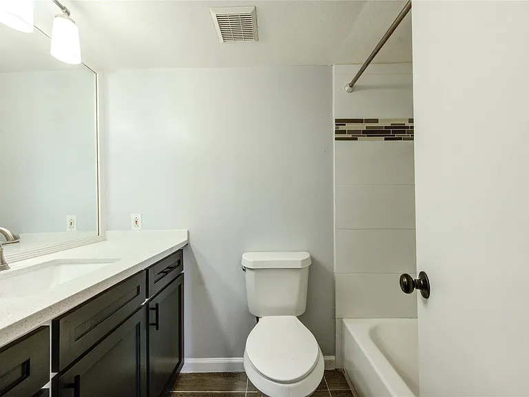 213 Tremont St #2 — Photo 16