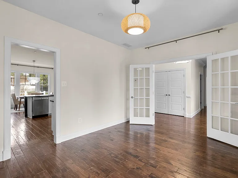 17601 Crystal Spring Ter — Photo 7