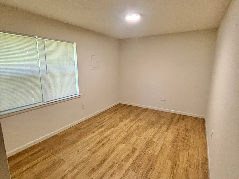 99 3rd St #8 — Photo 8