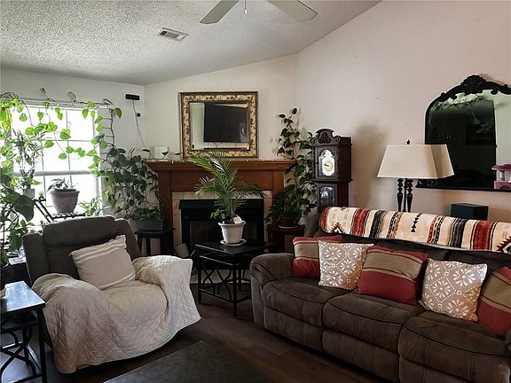 5th image of 1013 N 26th St
