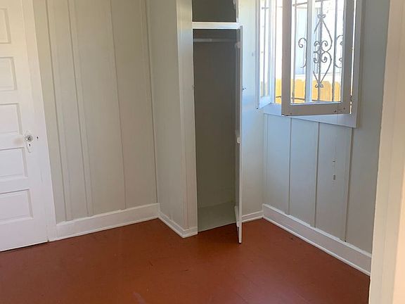 2nd image of 5013 Narragansett Ave