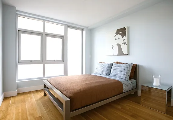 Sold by MNS | media 17