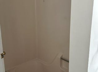 (Undisclosed Address), Lindenhurst, NY 11757