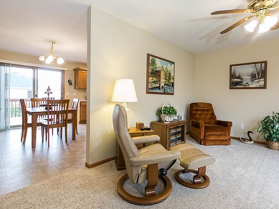 5th image of 217 Lezlie Dr