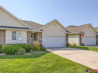 17213 Joanne Dr, Omaha, NE 68136