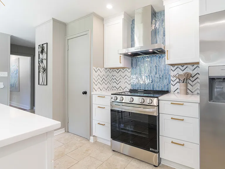 168 Oak Summit Rd #9 — Photo 4