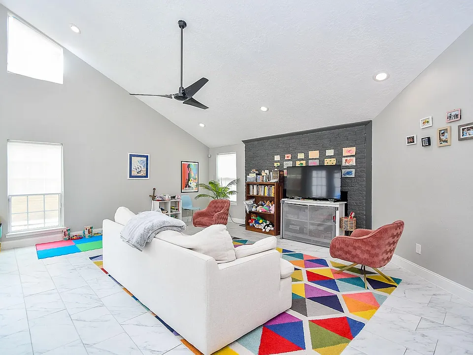 7518 Teal Run Dr