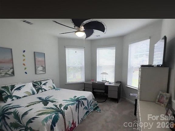 3rd image of 247 Coral Reef Way